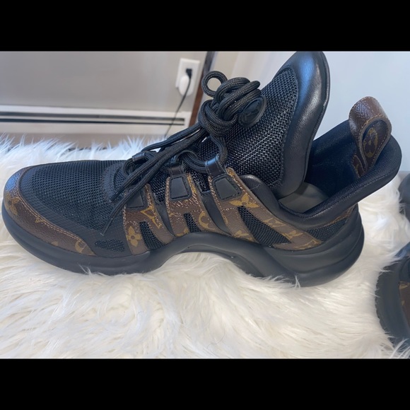 Luis Vuitton LV ARCHLIGHT SNEAKER - Picture 5 of 7